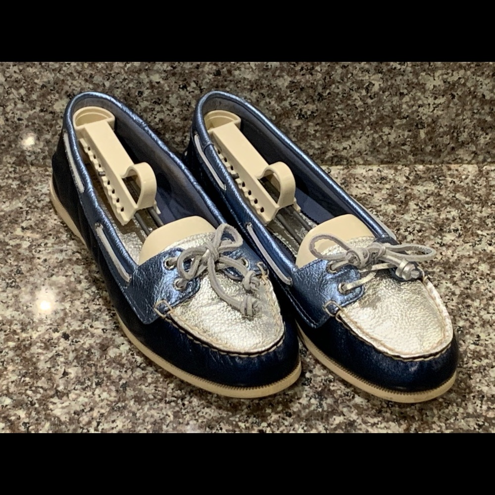 Sperry’s - Picture 5 of 5